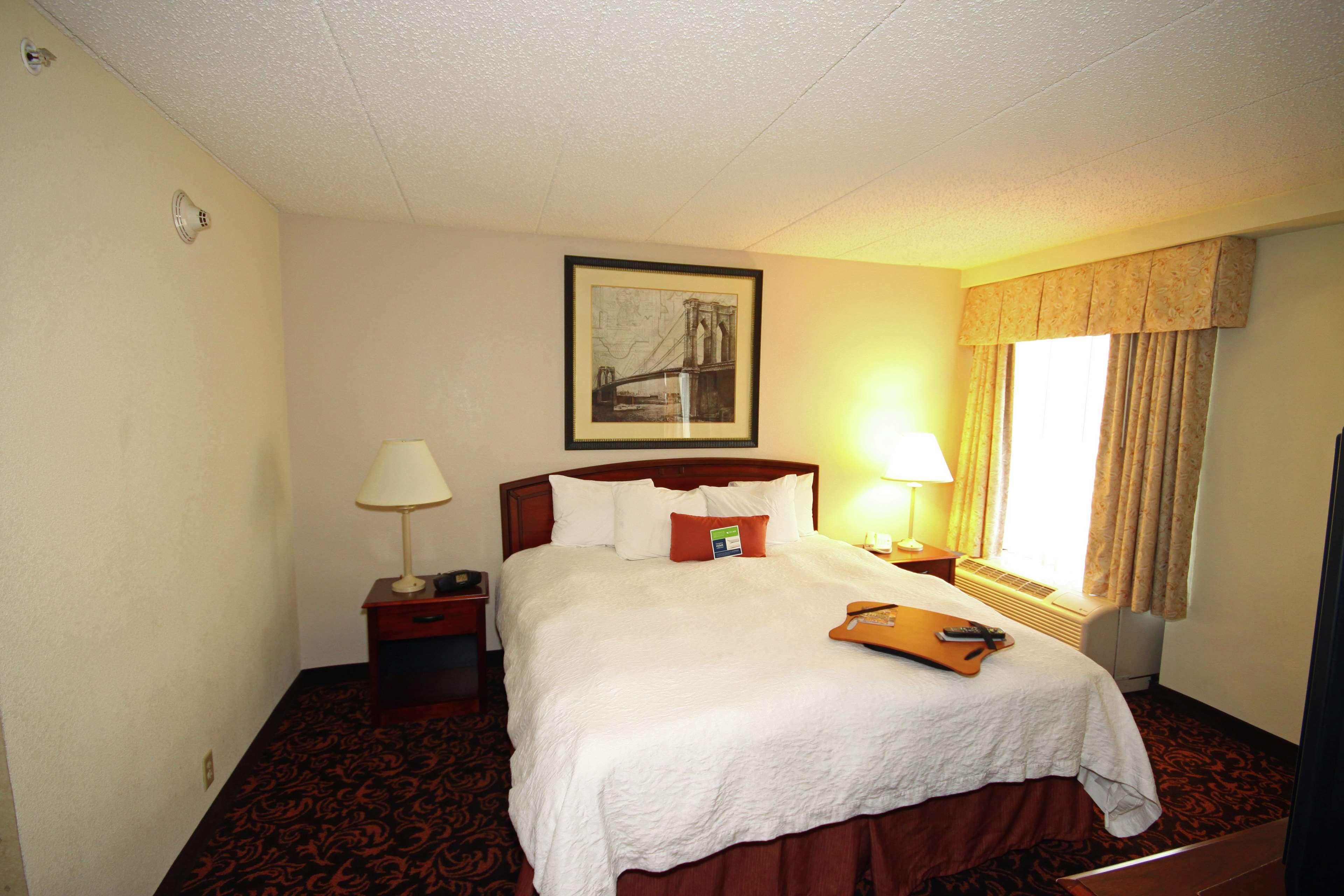 Hampton Inn Woodbridge Εξωτερικό φωτογραφία