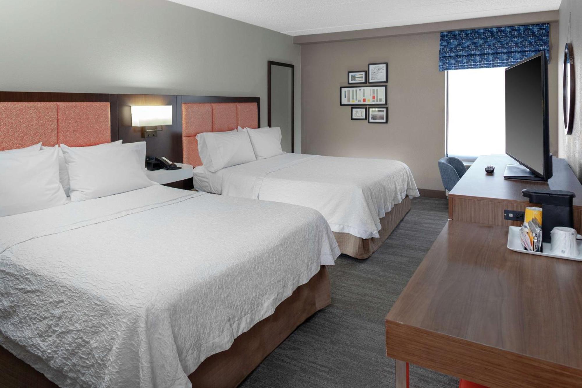 Hampton Inn Woodbridge Εξωτερικό φωτογραφία